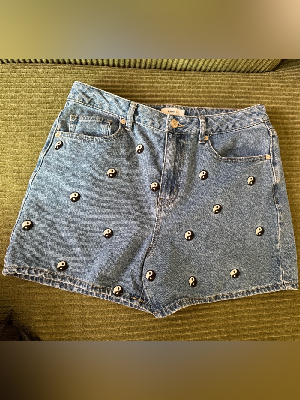 Forever 21 Light Blue Denim Yin Yang Embroidered Shorts